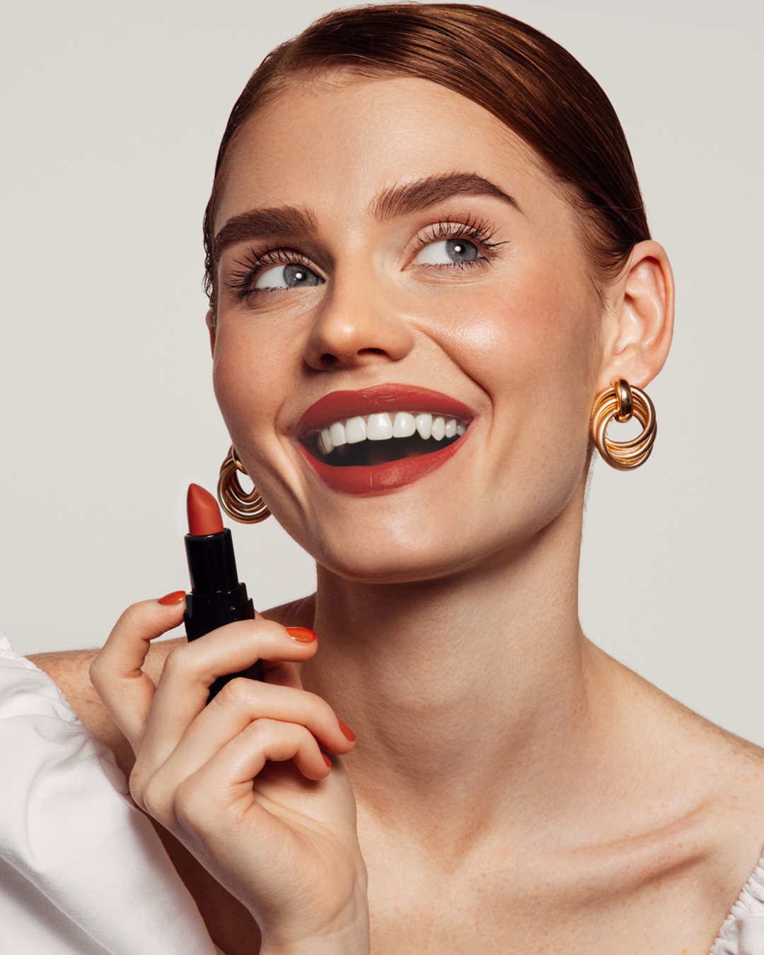 The Power of L'BRI Lipstick: Confidence for Every Occasion - L'BRI ...